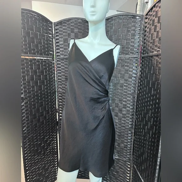 Wilfred Black scenery mini size small MSRP 110 NWT - Picture 5 of 13